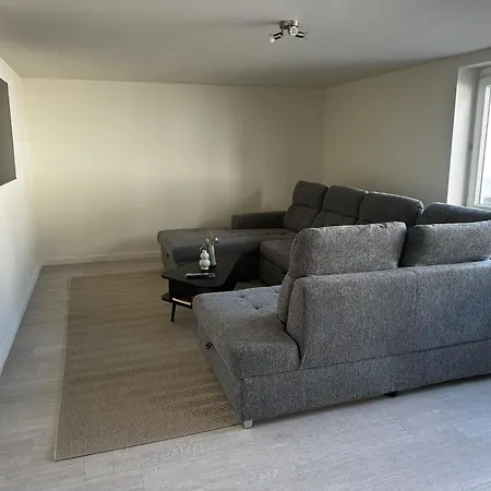 Appartement Spacious 5br & 1lr Retreat For Families & Groups For 18p With Tv & Wifi