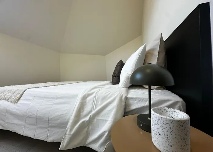 Spacious 5br & 1lr Retreat For Families & Groups For 18p With Tv & Wifi