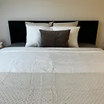 شقة Spacious 5br & 1lr Retreat For Families & Groups For 18p With Tv & Wifi خنت