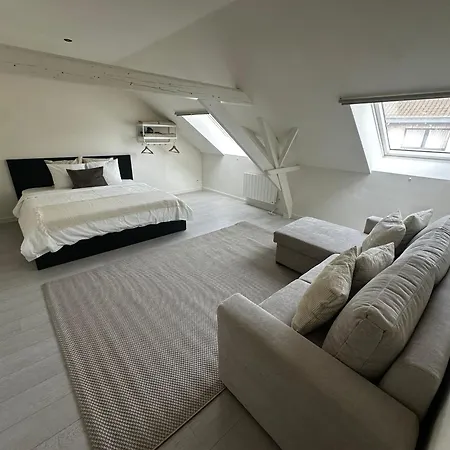 Spacious 5br & 1lr Retreat For Families & Groups For 18p With Tv & Wifi *