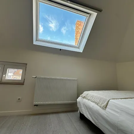 Spacious 5br & 1lr Retreat For Families & Groups For 18p With Tv & Wifi Gante