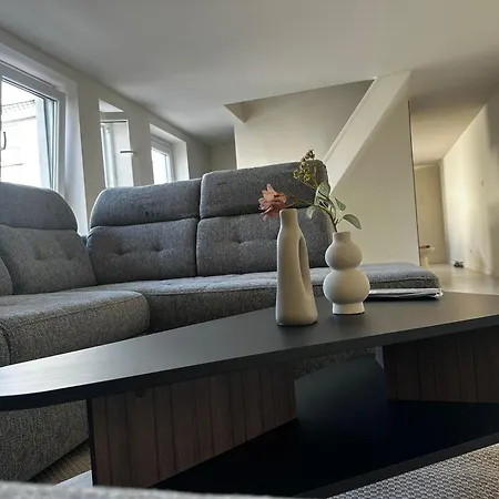 Spacious 5br Retreat For Families & Groups For 16p With Wifi