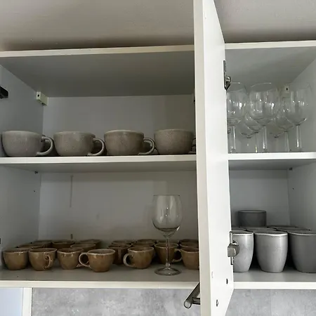 Spacious 5br Retreat For Families & Groups For 16p With Wifi Lägenhet *