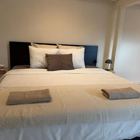 Lägenhet Spacious 5br Retreat For Families & Groups For 16p With Wifi