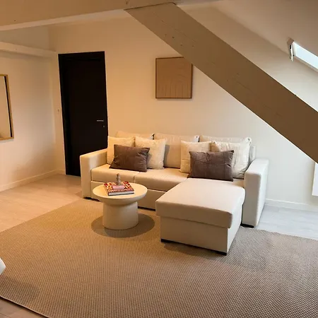 Spacious 5br Retreat For Families & Groups For 16p With Wifi Lägenhet *