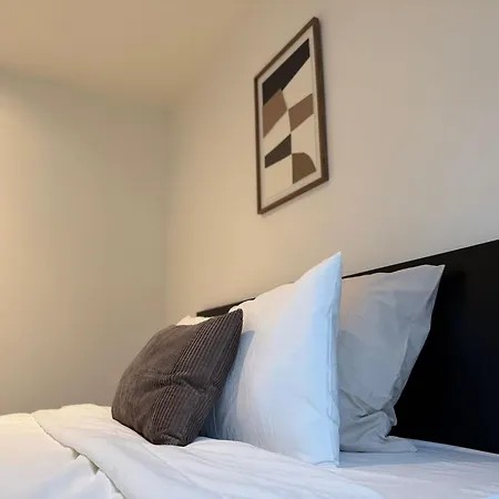 Lägenhet Spacious 5br Retreat For Families & Groups For 16p With Wifi *