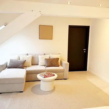 Spacious 5br Retreat For Families & Groups For 16p With Wifi Apartamento *