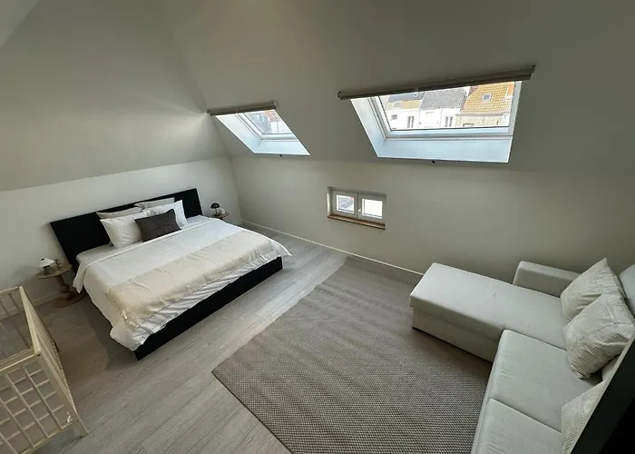 Spacious 5br & 1lr Retreat For Families & Groups For 18p With Tv & Wifi