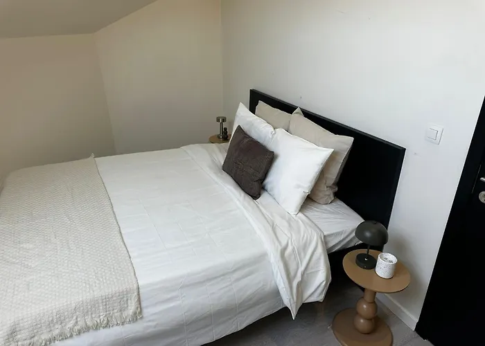 Spacious 5br & 1lr Retreat For Families & Groups For 18p With Tv & Wifi *