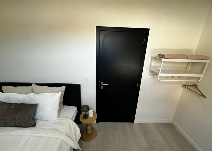 公寓 Spacious 5br & 1lr Retreat For Families & Groups For 18p With Tv & Wifi